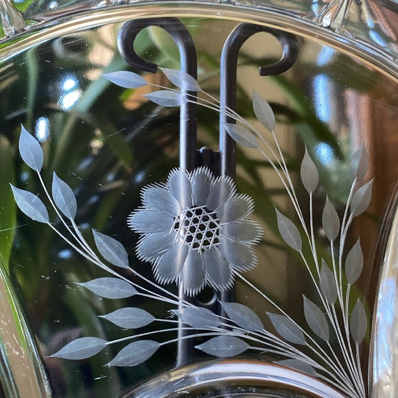 Vintage W.J. Hughes 10.25” Cornflower Etched Scalloped Divided Relish Platter - Picture 4 of 11